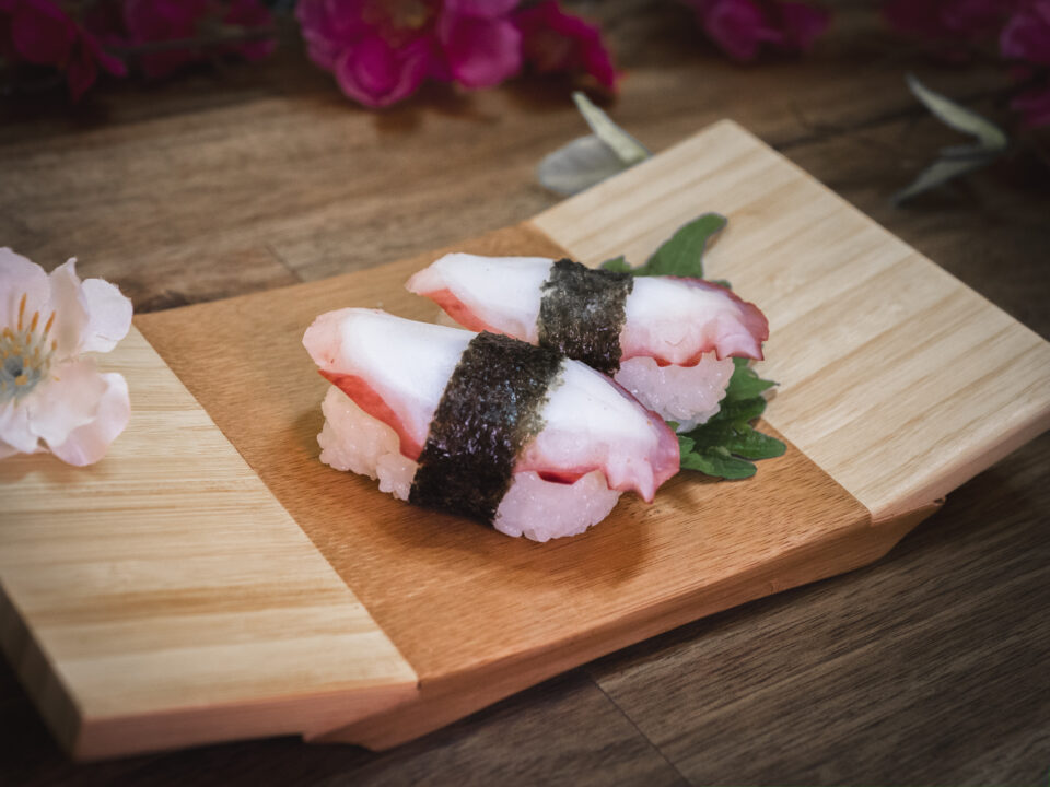 tako nigiri sushi edo saarlouis resaurant oktopus