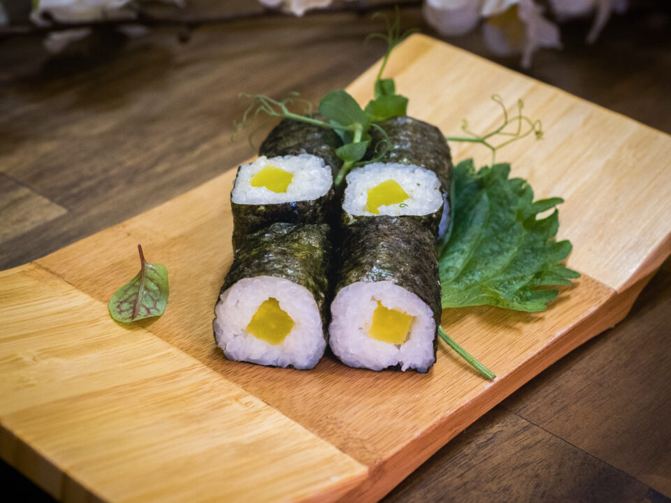 Oshinko Maki